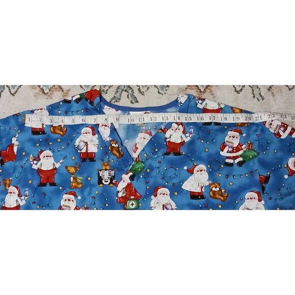 Fundamentally Cotton by White Swan Christmas Santa  Unisex Scrub XL-1X EUC - Picture 3 of 8